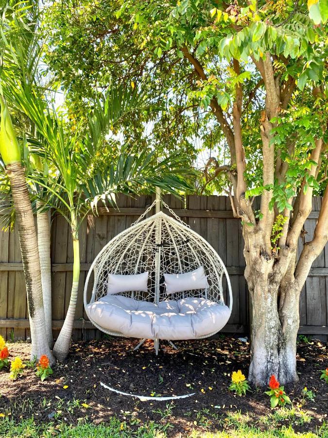 Private Heated Pool Oasis Pet-Friendly Retreat Short Or Long Stays Sleeps 2-8 Ppl بومبانو بيتش المظهر الخارجي الصورة